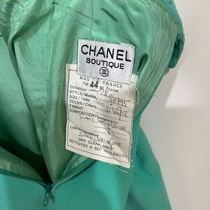 Vintage Chanel skirt. True luxury!